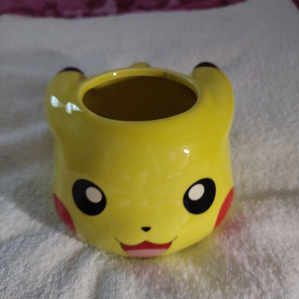2019 Funky Pokemon Pikachu 22oz 3D Sculpted Ceramic Mug Coffee Cup